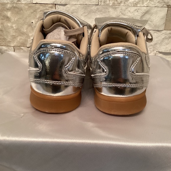 Steve Madden Madrid Sneakers - Picture 9 of 12